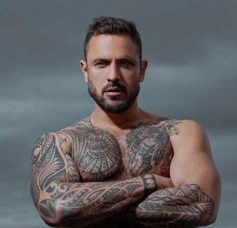 使用 Gemini 指令修復臉部細節與提升畫質